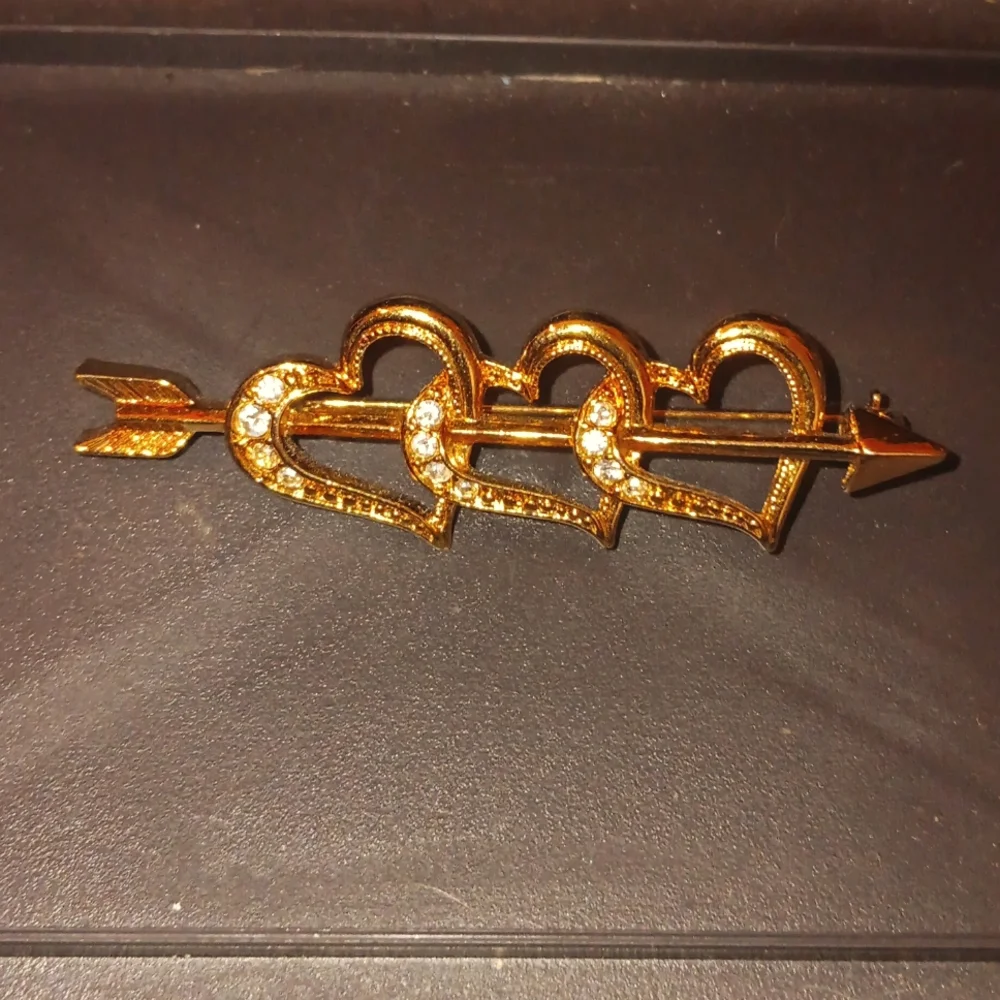 3 ๐ Diamond ๐ Pin. - Picture 1 of 2